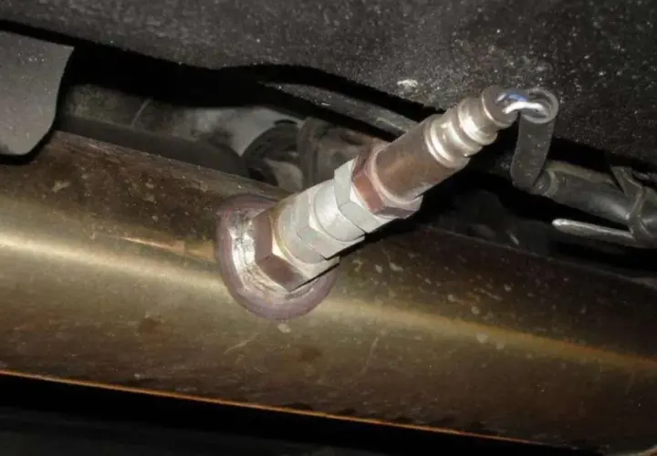 Sensor de oxígeno en el escape, posible causa del eobd dtc p0420.