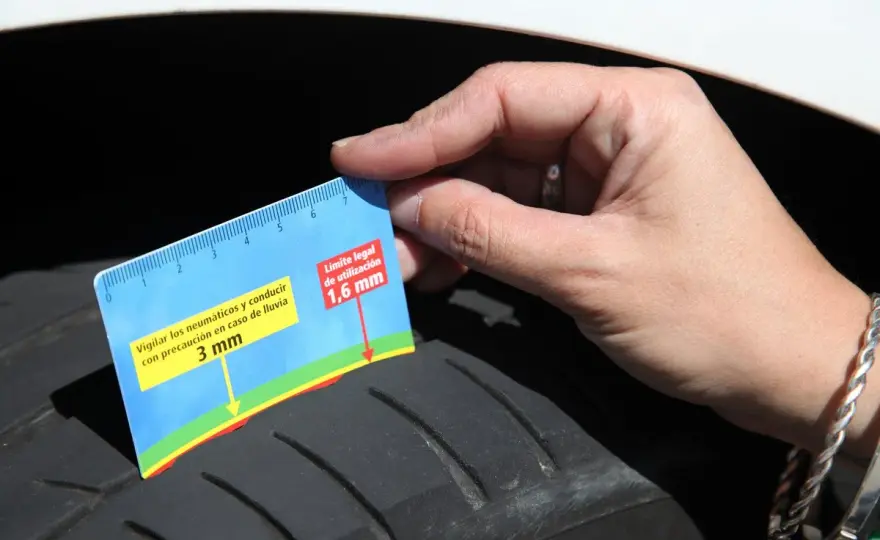 Desgaste interior del neumático - ¿Qué te dice sobre tu coche?