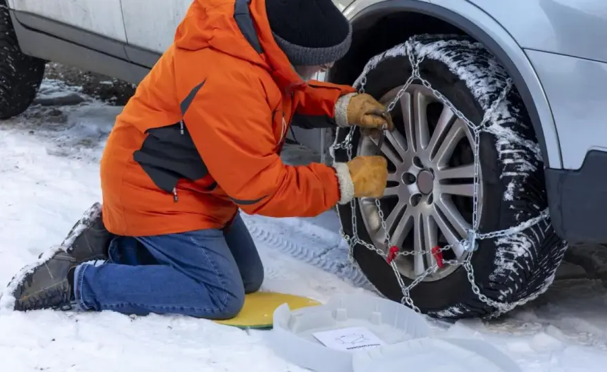 Cadena de coche - ¿Nieve o motor? Guía para no confundirte