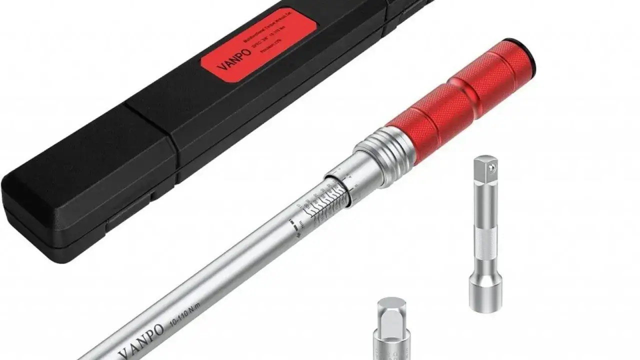 Llave dinamométrica VANPO con estuche y adaptadores. Muestra cómo funciona una llave dinamométrica para aplicar el torque correcto.